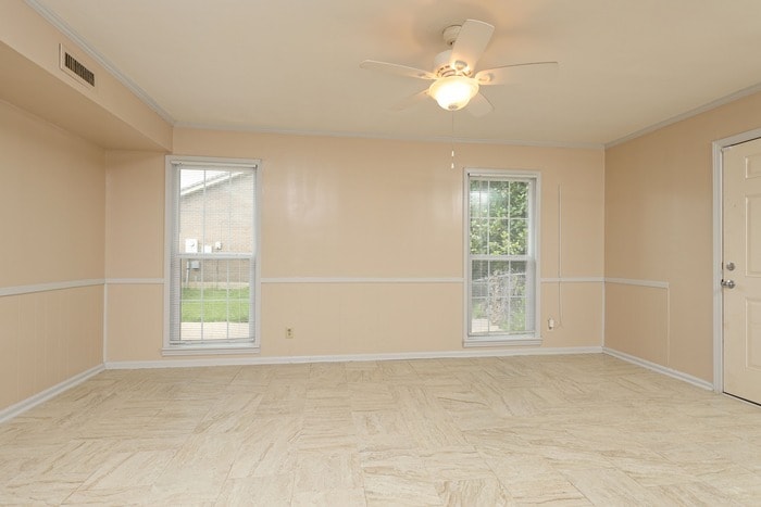 Building Photo - 5817 Carriage Brook Rd