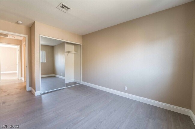 Building Photo - 1804 N Decatur Blvd