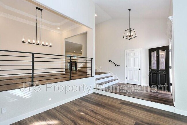 Building Photo - 2696 Prestwick Dr