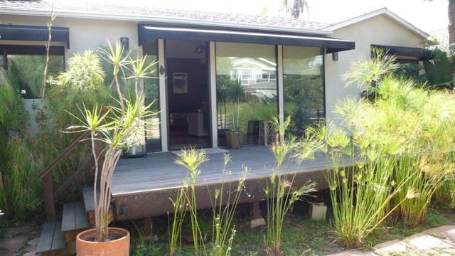 front deck - 11818 Pacific Ave