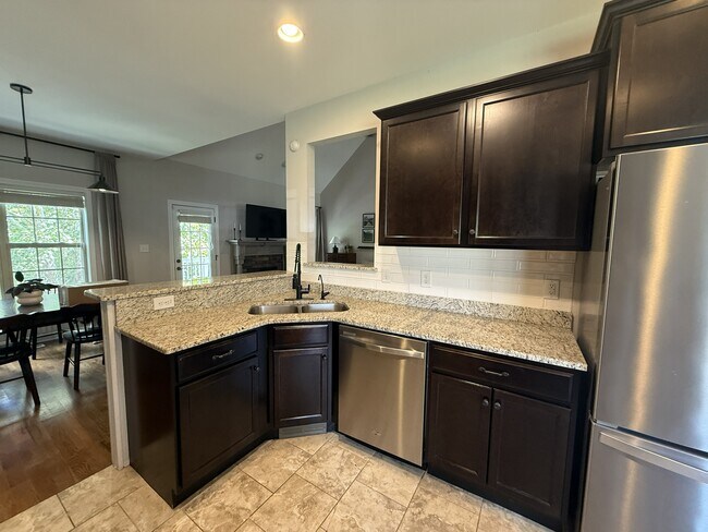Building Photo - 1017 Quiver Ln