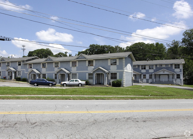 Primary Photo - Heritage Square Apartments