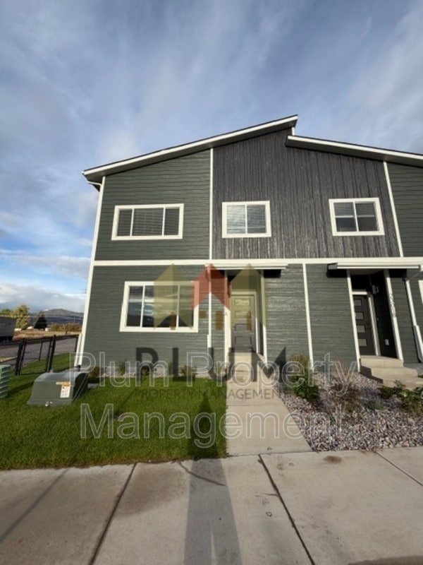 Building Photo - 2301 A Mary Jane Blvd