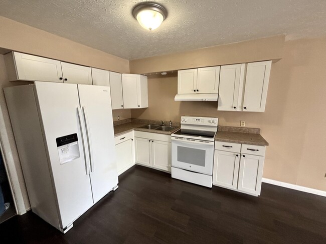 Building Photo - 1155 KY-3057