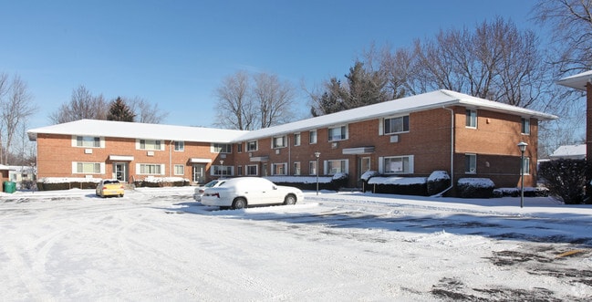 Primary Photo - Imperial Garden Apartments