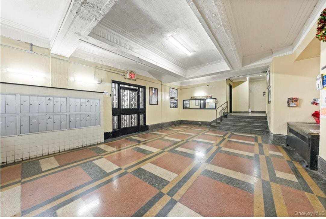 Building Photo - 1200 Woodycrest Ave