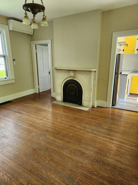 Building Photo - 45 Park St