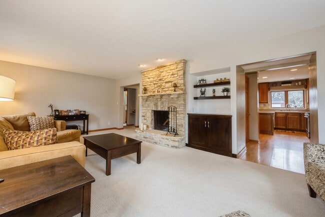 Living Room with fireplace - 316 Iroquois Ave