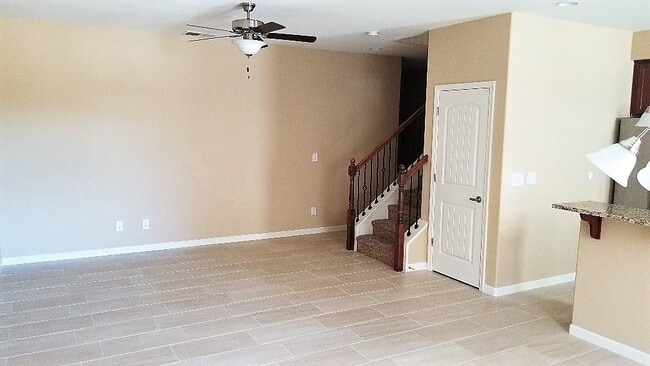 Building Photo - Coming Soon!!  Town-home in Alamo Square!
