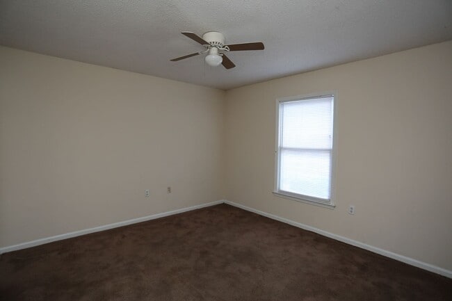 Building Photo - 2 Bedroom at Stadium Walk