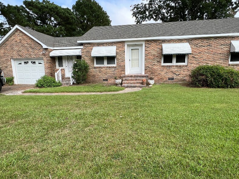 Primary Photo - 1119 Aydlett Rd