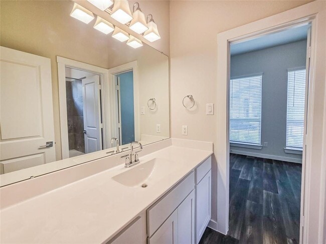 Building Photo - 3068 Sunmoon Ln
