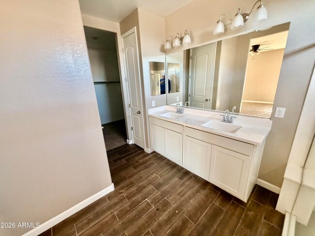 Building Photo - 8531 W Pleasant Oak Way