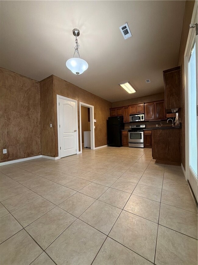 Building Photo - 4246 N Zion Valley Dr