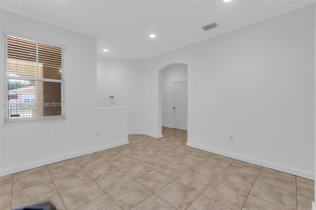 Building Photo - 11014 SW 237th Ln