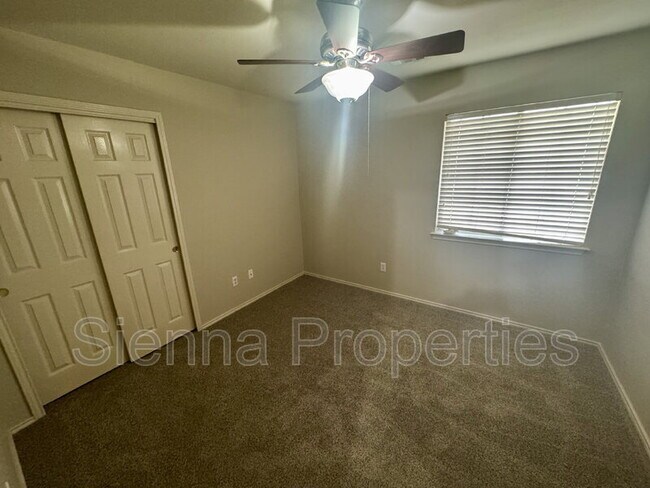 Building Photo - 11310 Jim Thorpe Ln