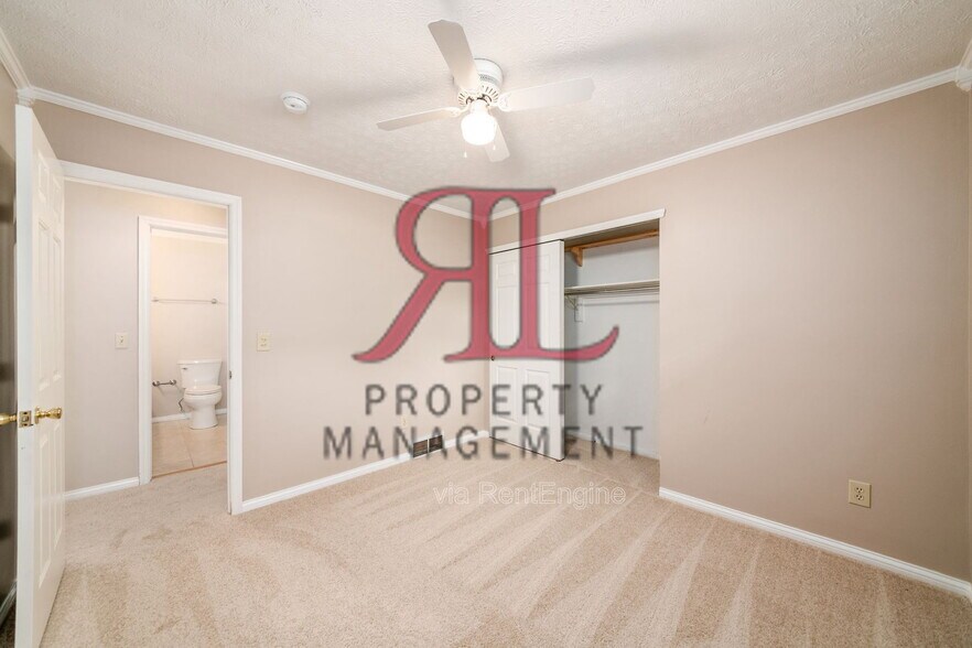 Building Photo - 7775 Peter Hoover Rd