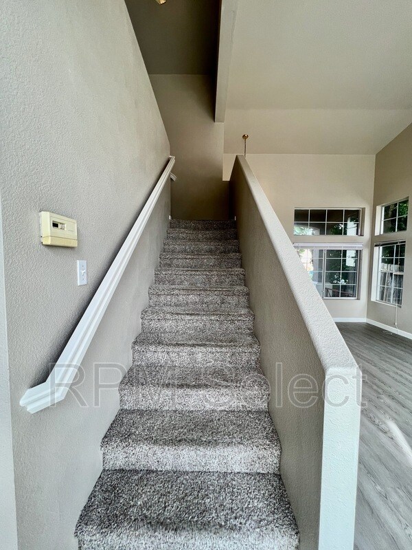 Building Photo - 4932 Chaps Ct