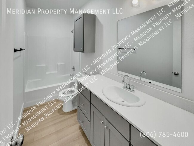 Building Photo - 5719 Kemper St