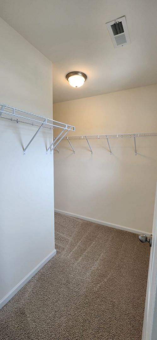 Building Photo - 3BR, 2.5 BA in Hazelwood Subdivision