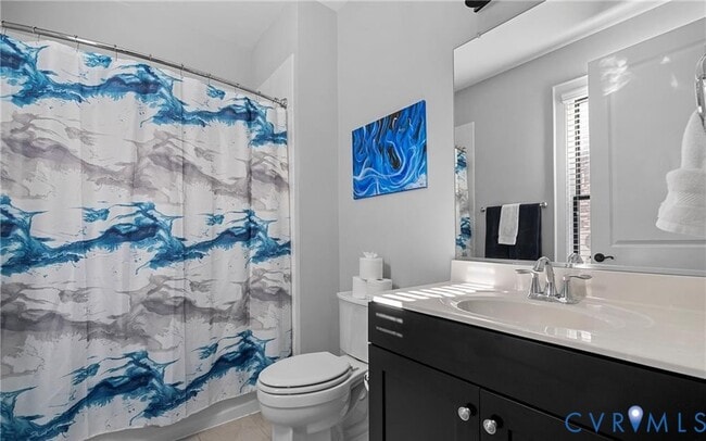 Building Photo - 444 W 6th St