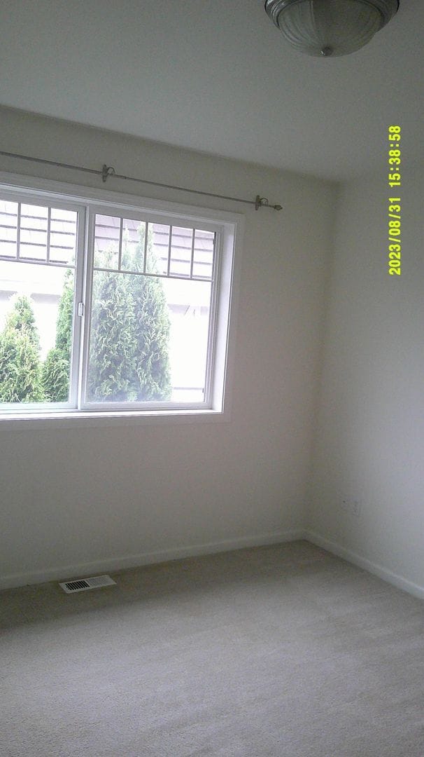 Building Photo - 4967 NW Lavender Cir