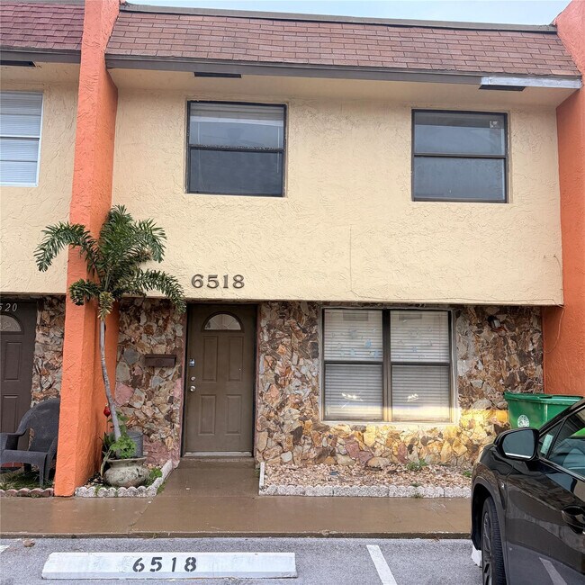 Primary Photo - 6518 SW 41st St