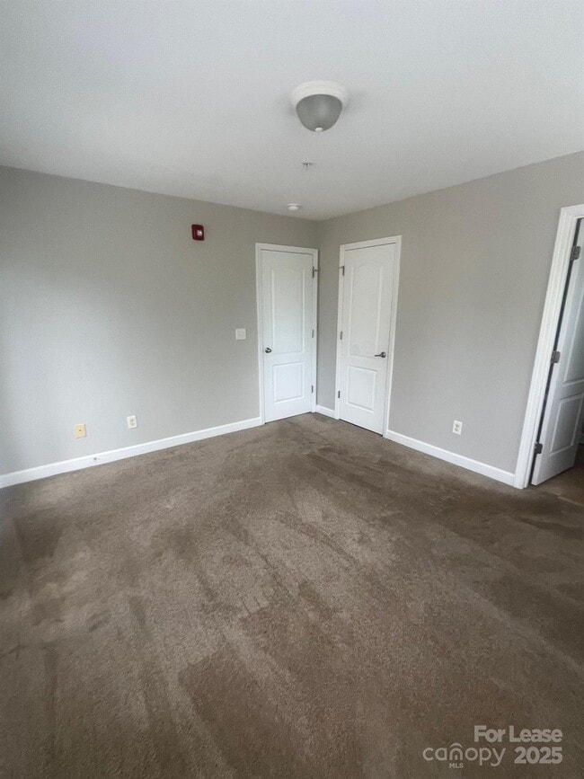 Building Photo - 8728 Arbor Creek Dr