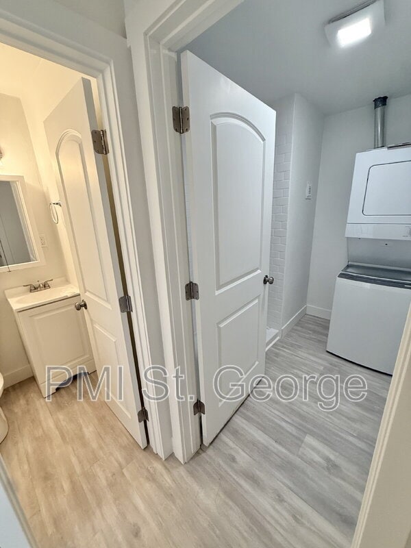 Building Photo - 288 W Diagonal