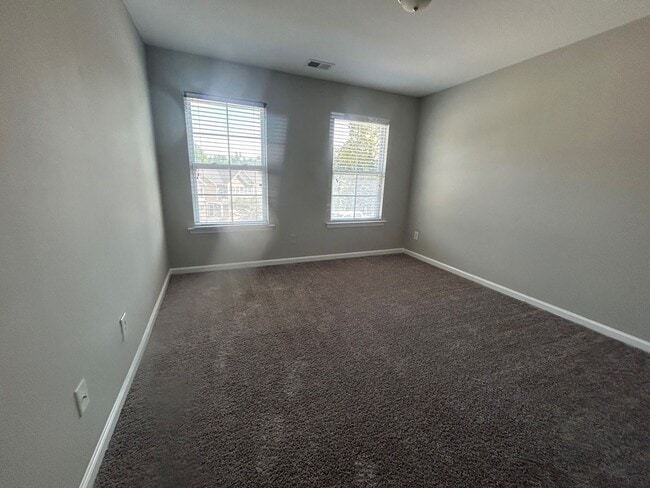 Building Photo - 336 Eagle Feather Loop