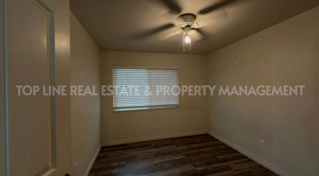 Building Photo - Coming Soon!  Home For Rent with pool. Tenant occupied. Please do not disturb tenants.