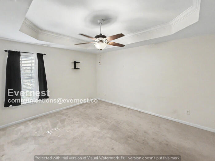 Building Photo - 212 St John Dr