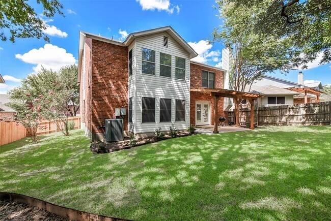 Building Photo - 10903 Claywood Dr