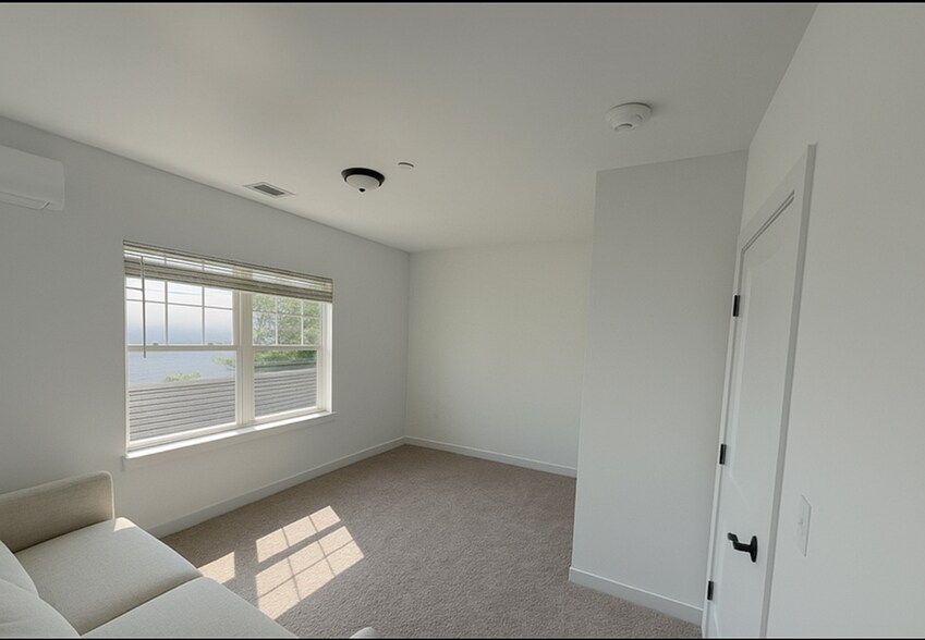 bedroom 1 - 68 Park Ave