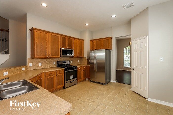 Building Photo - 1023 Casting Springs Way