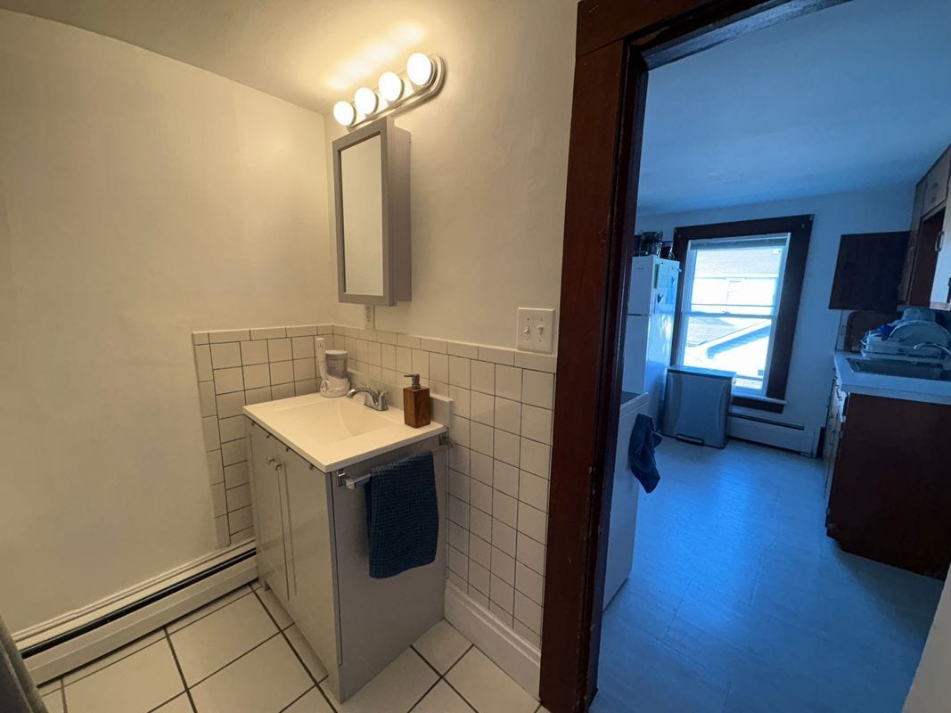 Building Photo - 3729 New York 43-2nd floor