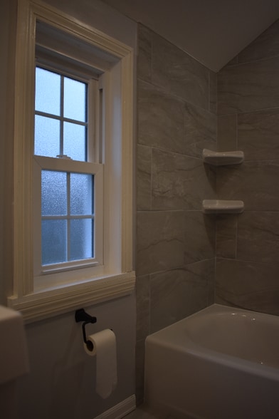 Building Photo - 3936 Greensburg Pike