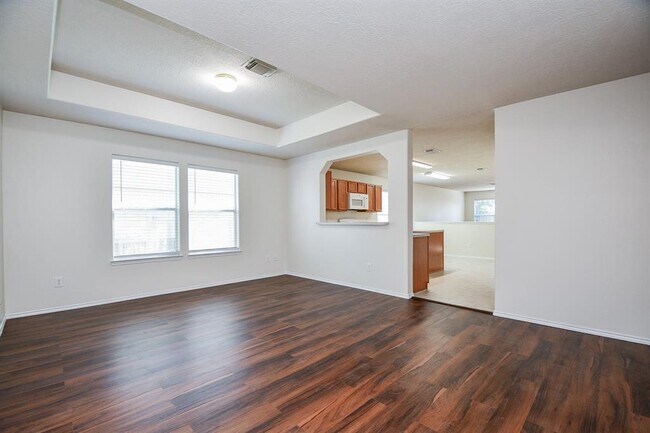 Building Photo - 19111 Yaupon Ranch Dr