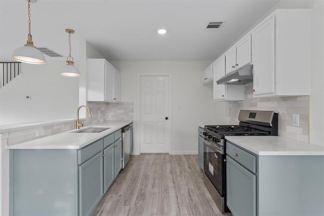 Building Photo - 15532 Emmaleighs Ln
