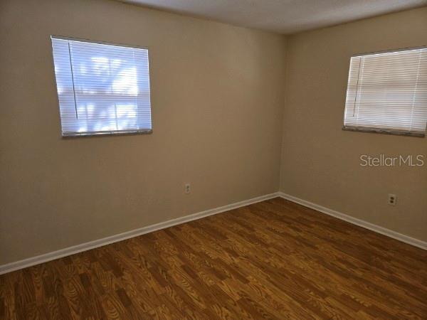 Building Photo - 503 Lewis St