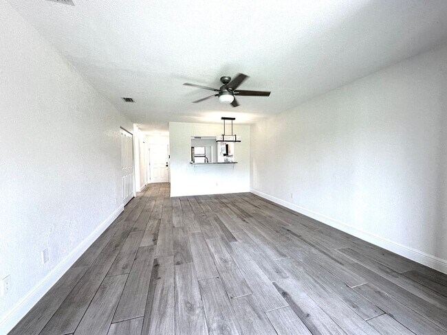 Building Photo - 26305 Explorer Rd