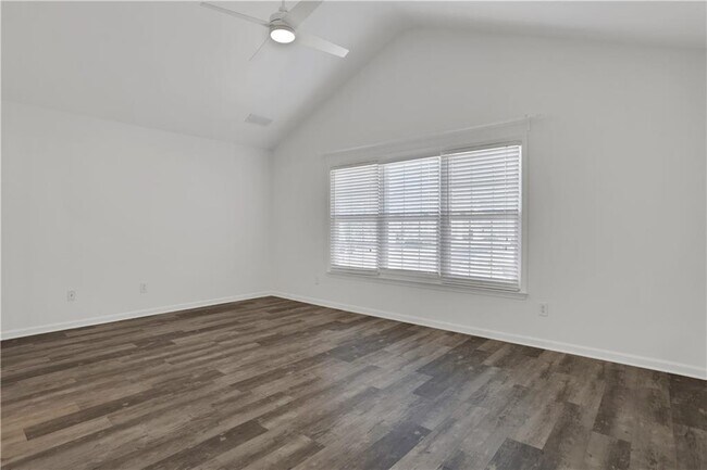 Building Photo - 617 Melilot Ln