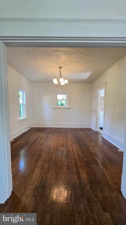 Building Photo - 120 W Whitlock Ave