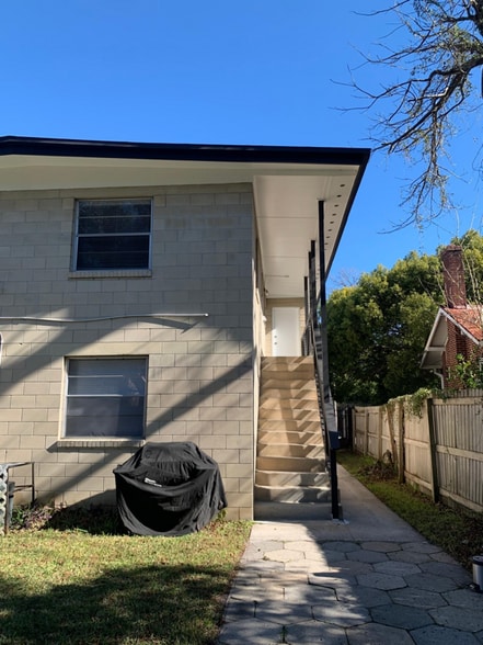 Building Photo - 774 Acosta St