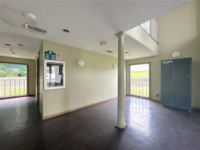 Building Photo - 11460 Audelia Rd