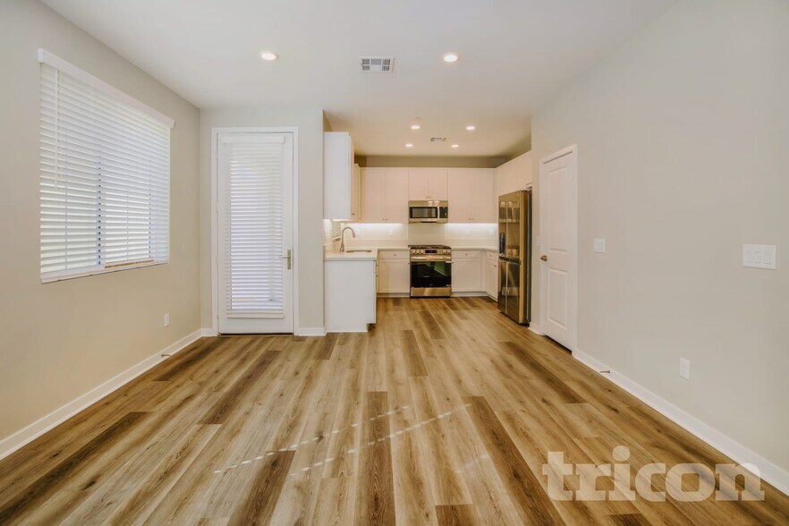 Building Photo - 31688 Willowood Way