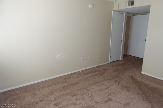 Building Photo - 3131 Key Largo Dr