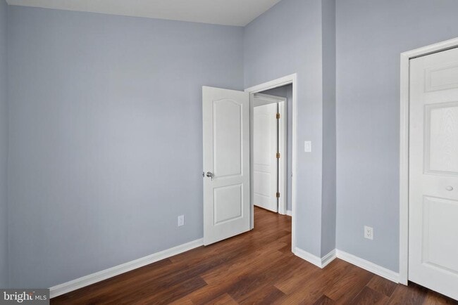 Building Photo - 7910 Beach Plum Ln