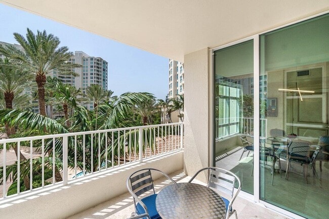 Building Photo - 3720 S Ocean Blvd