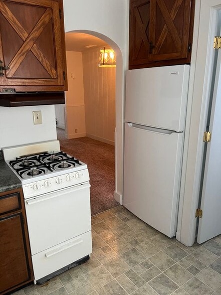 Building Photo - 313 Walnut St